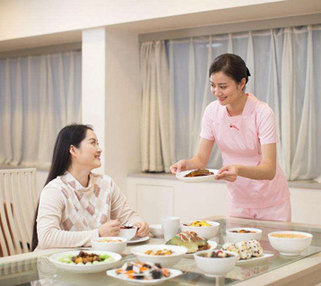 大連市金州區(qū)光明好月嫂家政服務(wù)中心